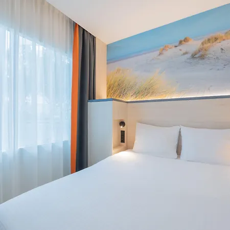 Fox Scheveningen La Haya
