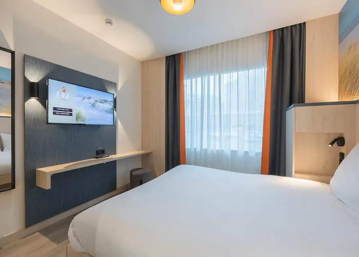 Fox Scheveningen Hotel 2*